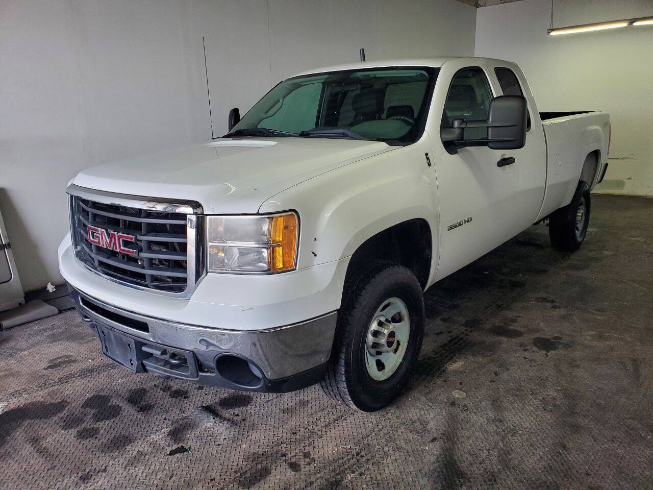 2010 GMC Sierra 3500HD Work Truck — Pickup Truck — 69,741 mi — Fairfield, OH