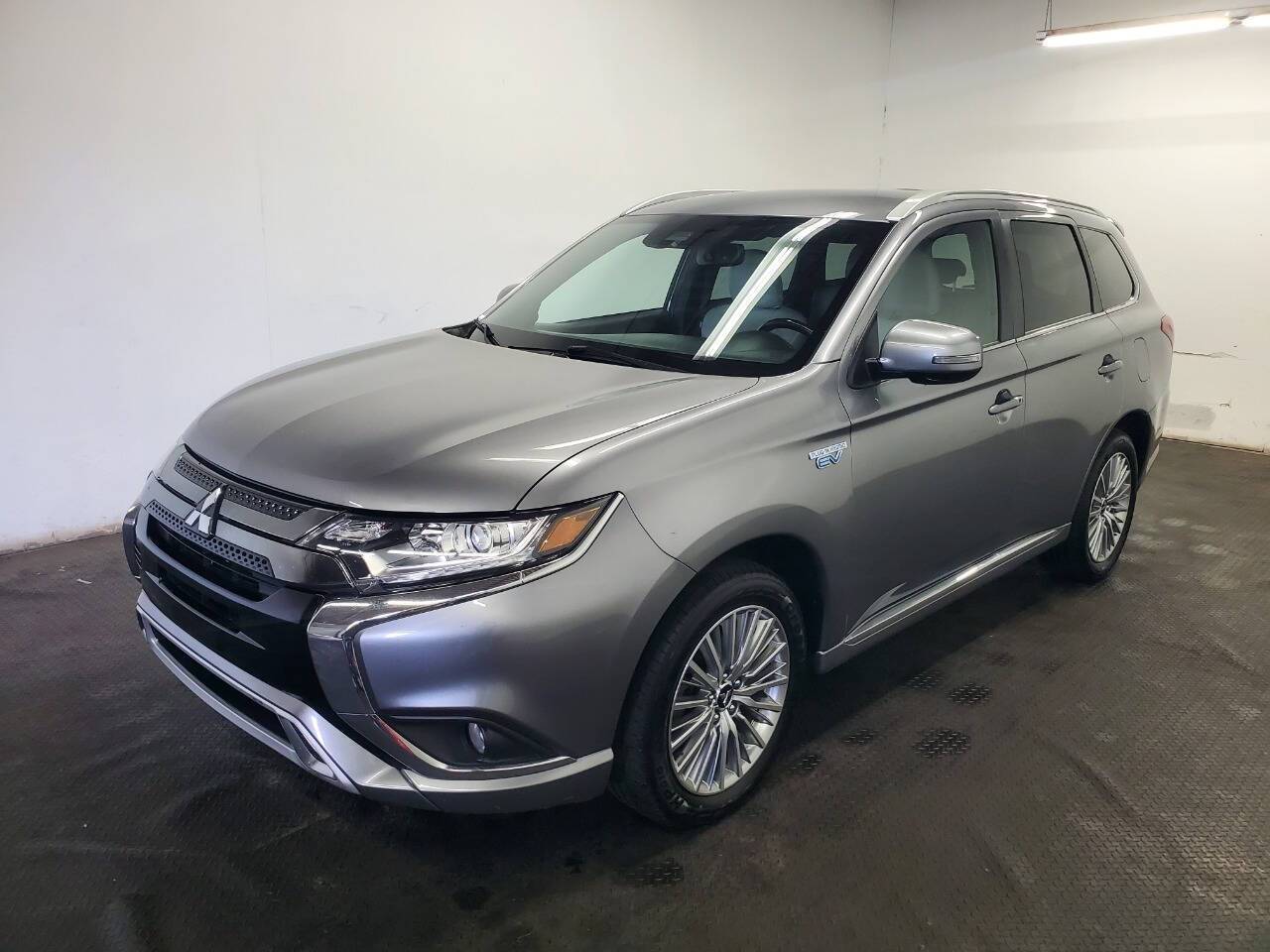 2022 Mitsubishi Outlander Plug-in Hybrid SEL — SUV — 104,474 mi — Fairfield, OH