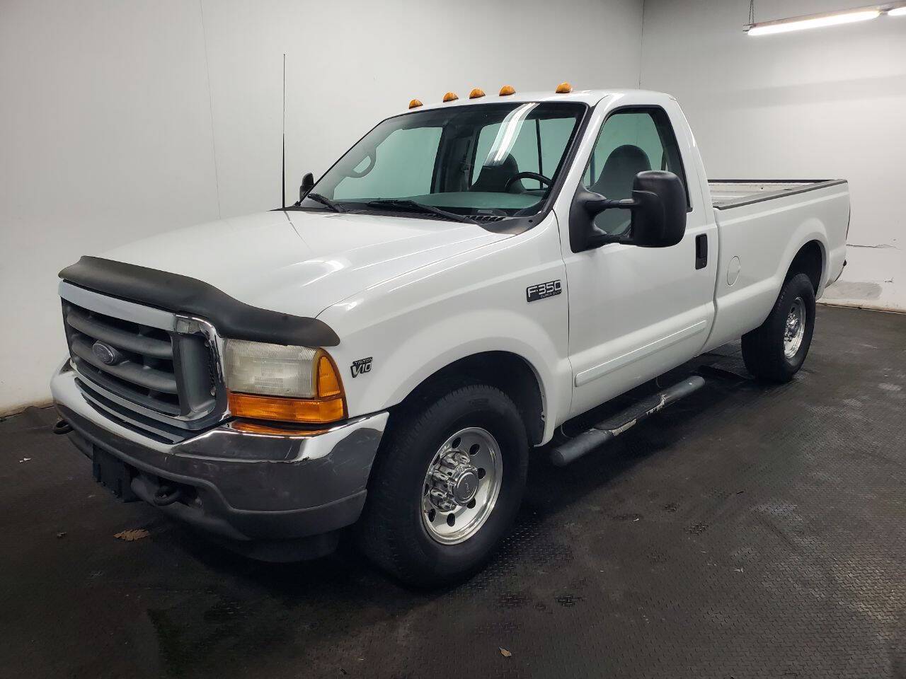 2001 Ford Super Duty F-350 XLT — Pickup Truck — 89,868 mi — Fairfield, OH