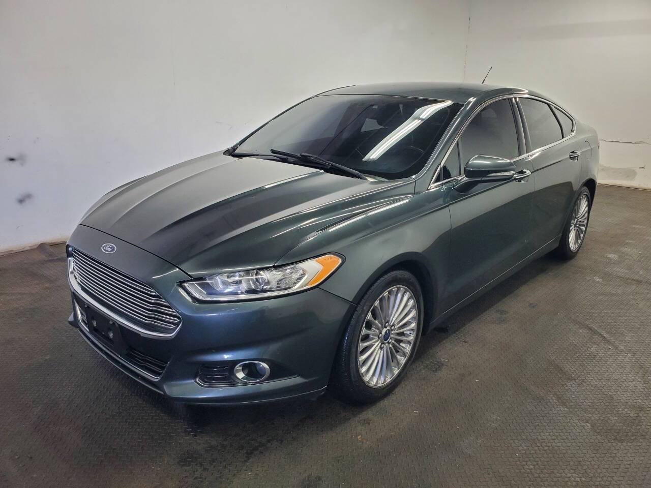 2016 Ford Fusion Titanium — Sedan — 135,867 mi — Fairfield, OH