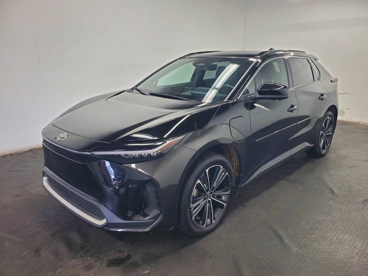 2023 Toyota bZ4X Limited — SUV — 39,168 mi — Fairfield, OH