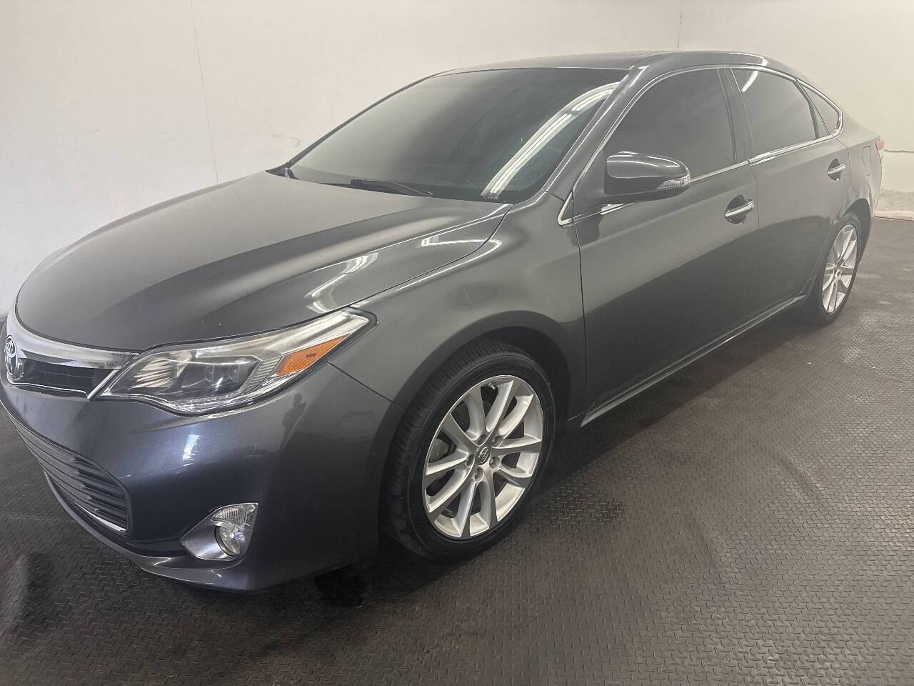 2013 Toyota Avalon Limited — Sedan — 133,771 mi — Fairfield, OH