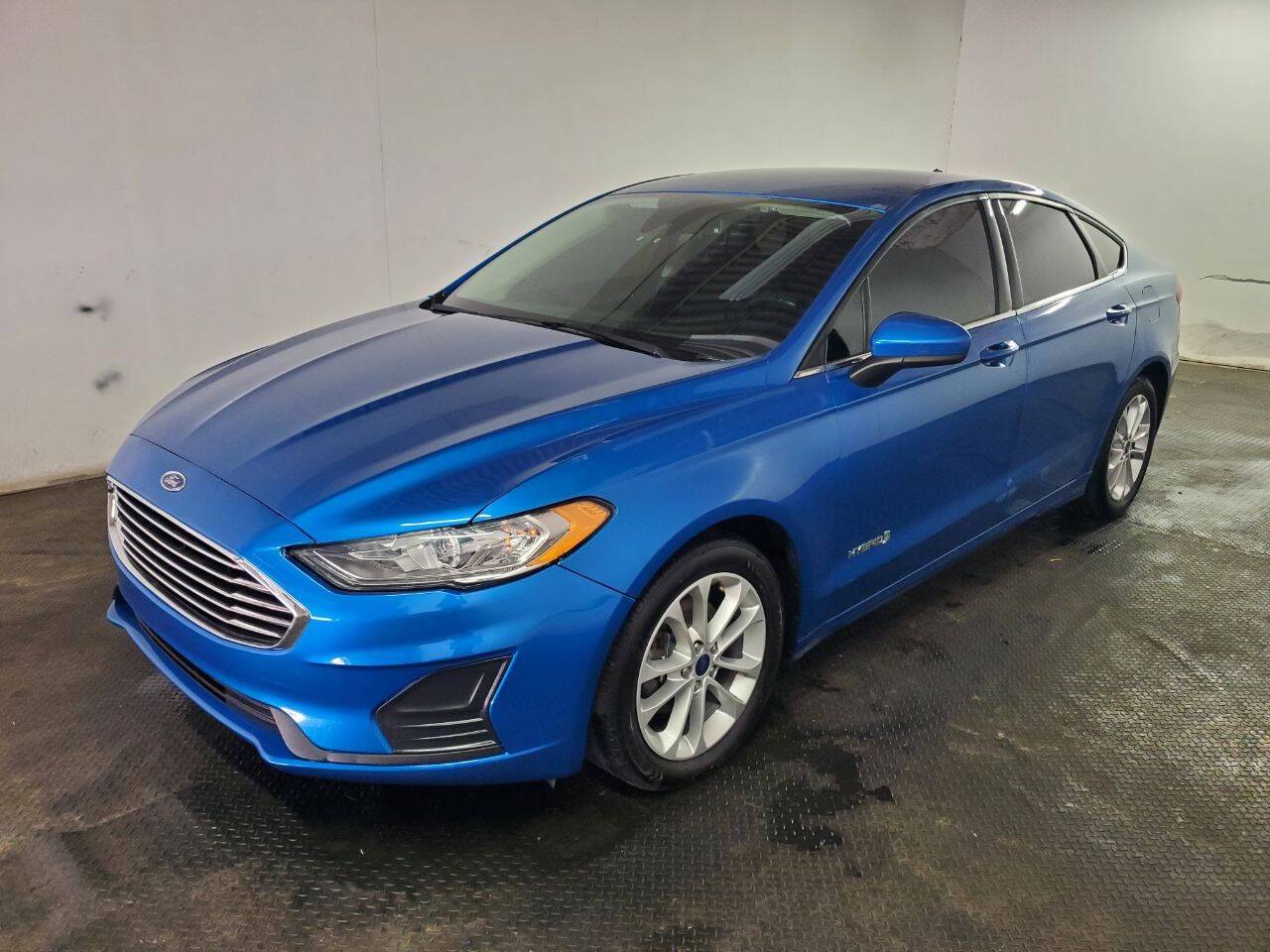 2019 Ford Fusion Hybrid SE — Sedan — 101,461 mi — Fairfield, OH