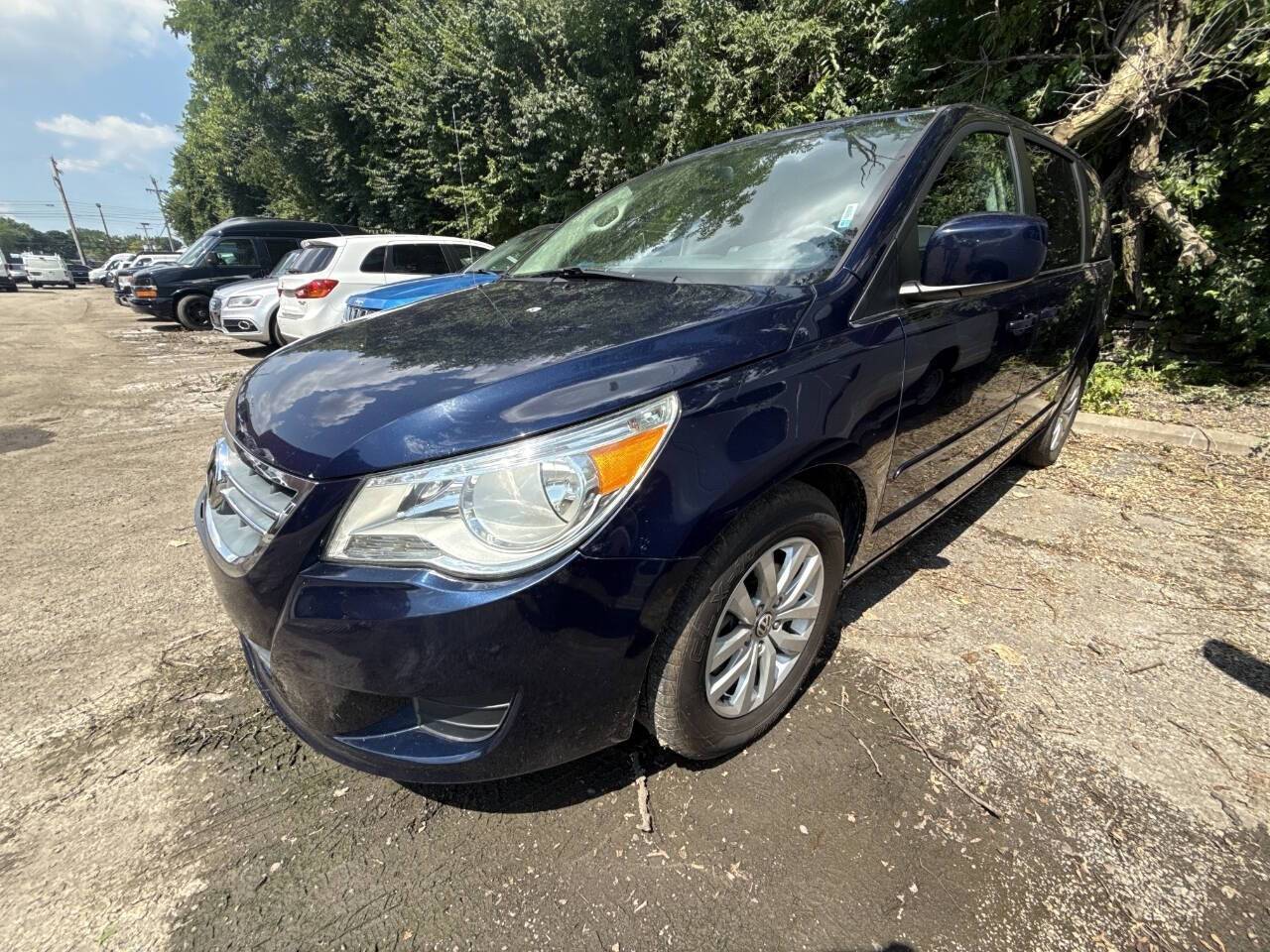 2014 Volkswagen Routan SE — Minivan — 115,604 mi — Fairfield, OH