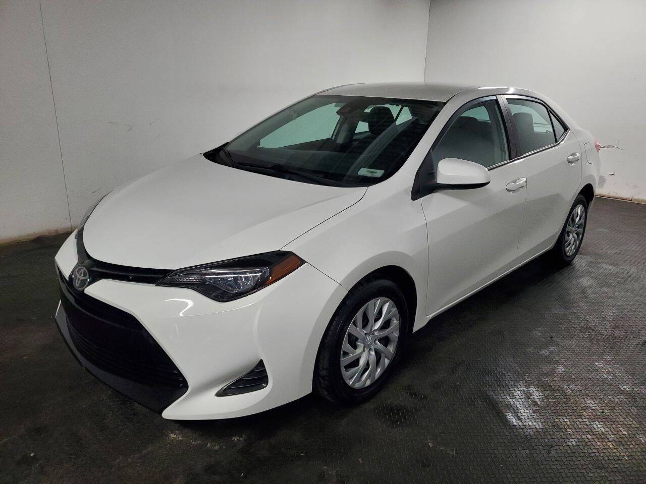 2019 Toyota Corolla LE — Sedan — 64,032 mi — Fairfield, OH