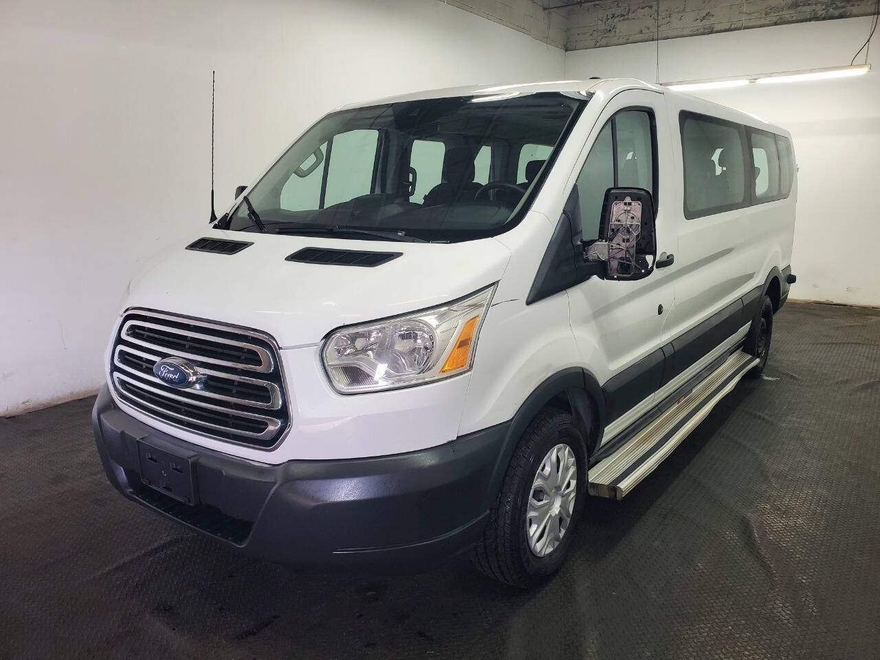 2016 Ford Transit Passenger Wagon T-350 XL — Passenger Van — 144,209 mi — Fairfield, OH