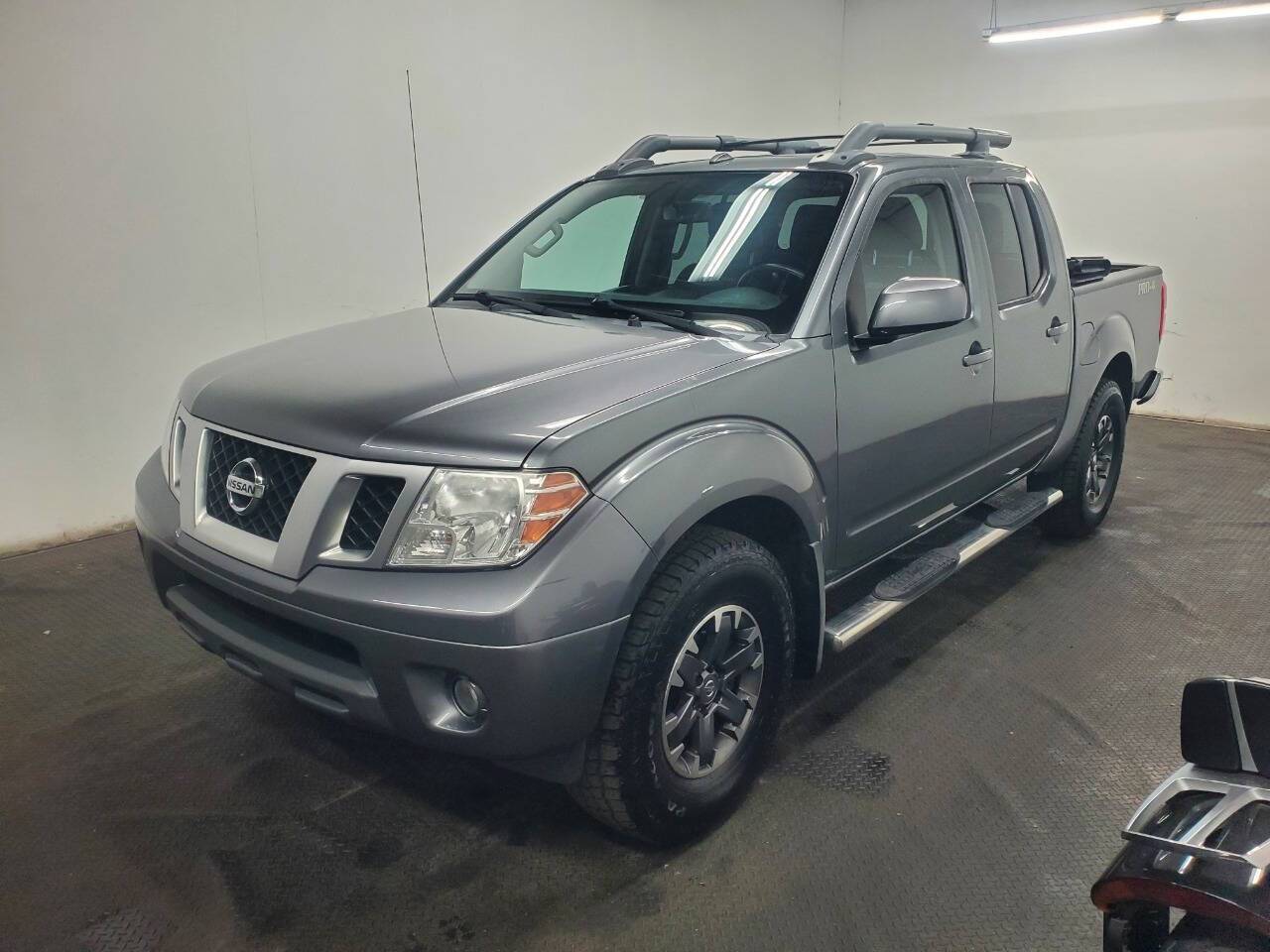 2016 Nissan Frontier PRO-4X — Pickup Truck — 108,372 mi — Fairfield, OH