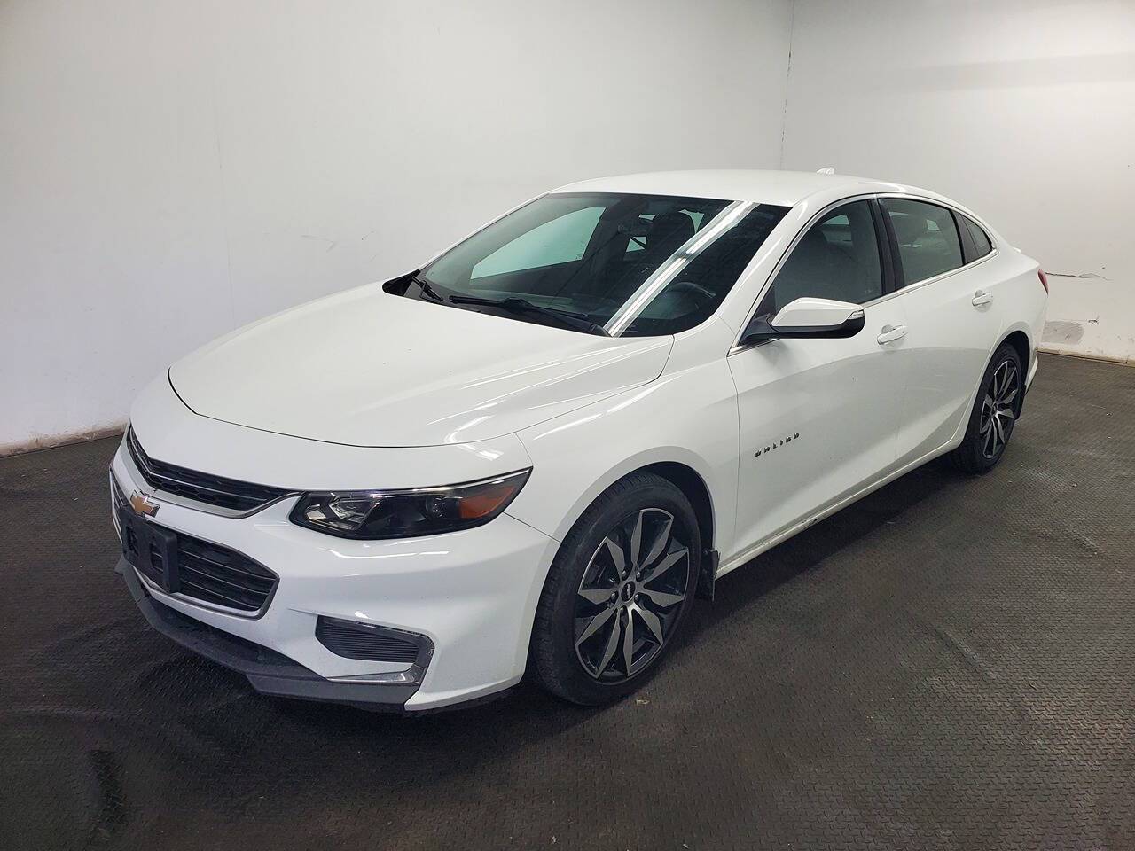 2017 Chevrolet Malibu LT — Sedan — 111,162 mi — Fairfield, OH