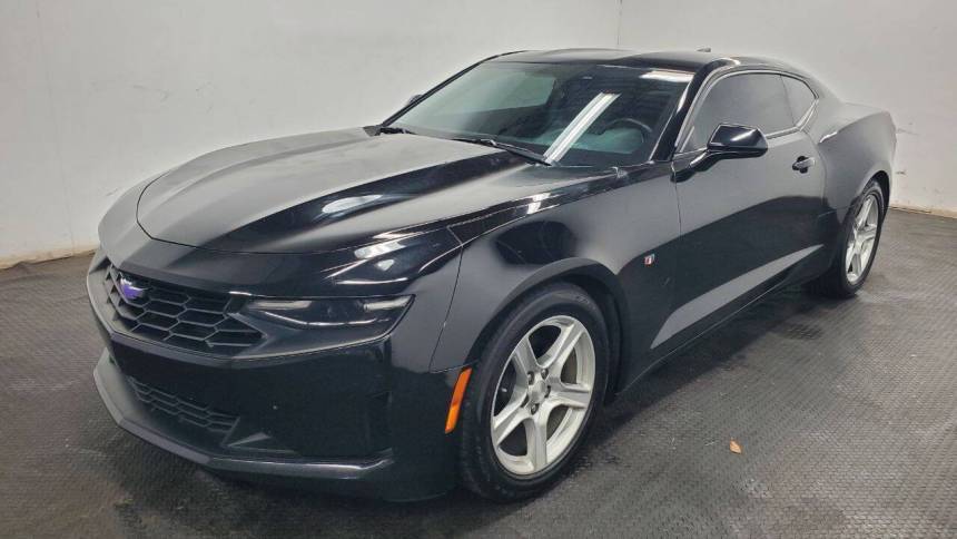 2020 Chevrolet Camaro 1LT — Coupe — 95,035 mi — Fairfield, OH
