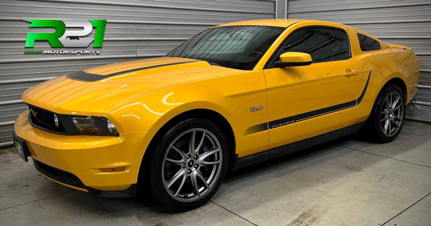 2012 Ford Mustang GT Premium — Coupe — 40,412 mi — Canal Fulton, OH
