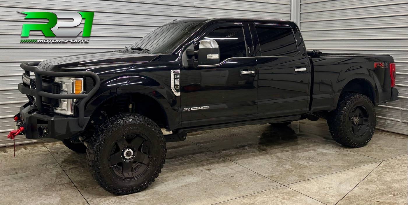 2017 Ford Super Duty F-250 Platinum — Pickup Truck — 109,403 mi — Canal Fulton, OH