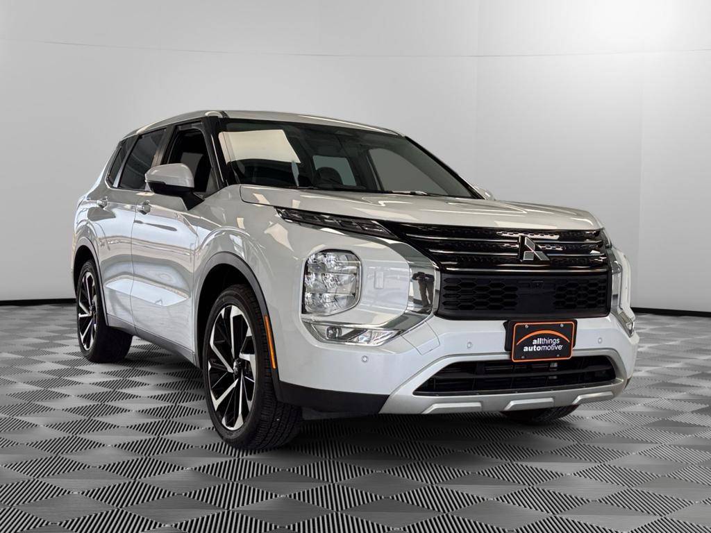 2023 Mitsubishi Outlander SE — SUV — 32,401 mi — Mc Connellsburg, PA