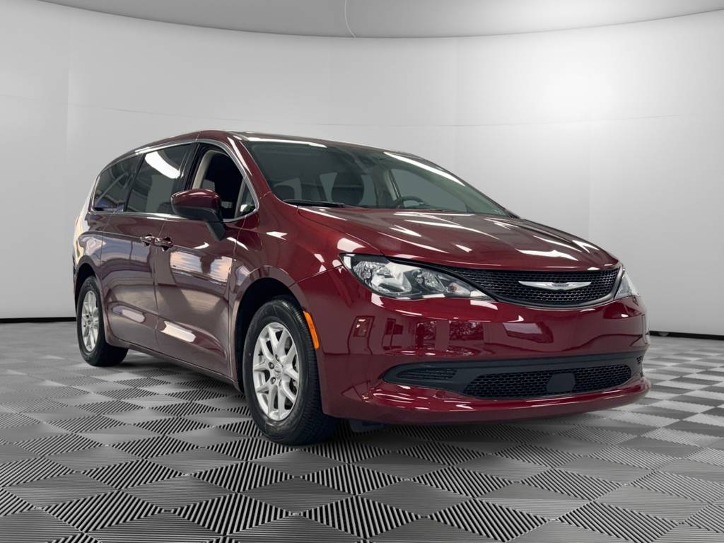 2023 Chrysler Voyager LX — Minivan — 45,533 mi — Mc Connellsburg, PA