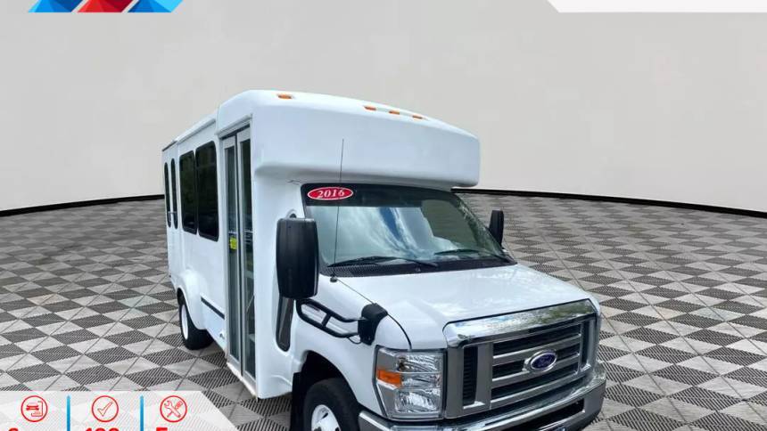2016 Ford Econoline Commercial Cutaway E-350 — Chassis Cab Truck — 42,036 mi — West Bridgewater, MA