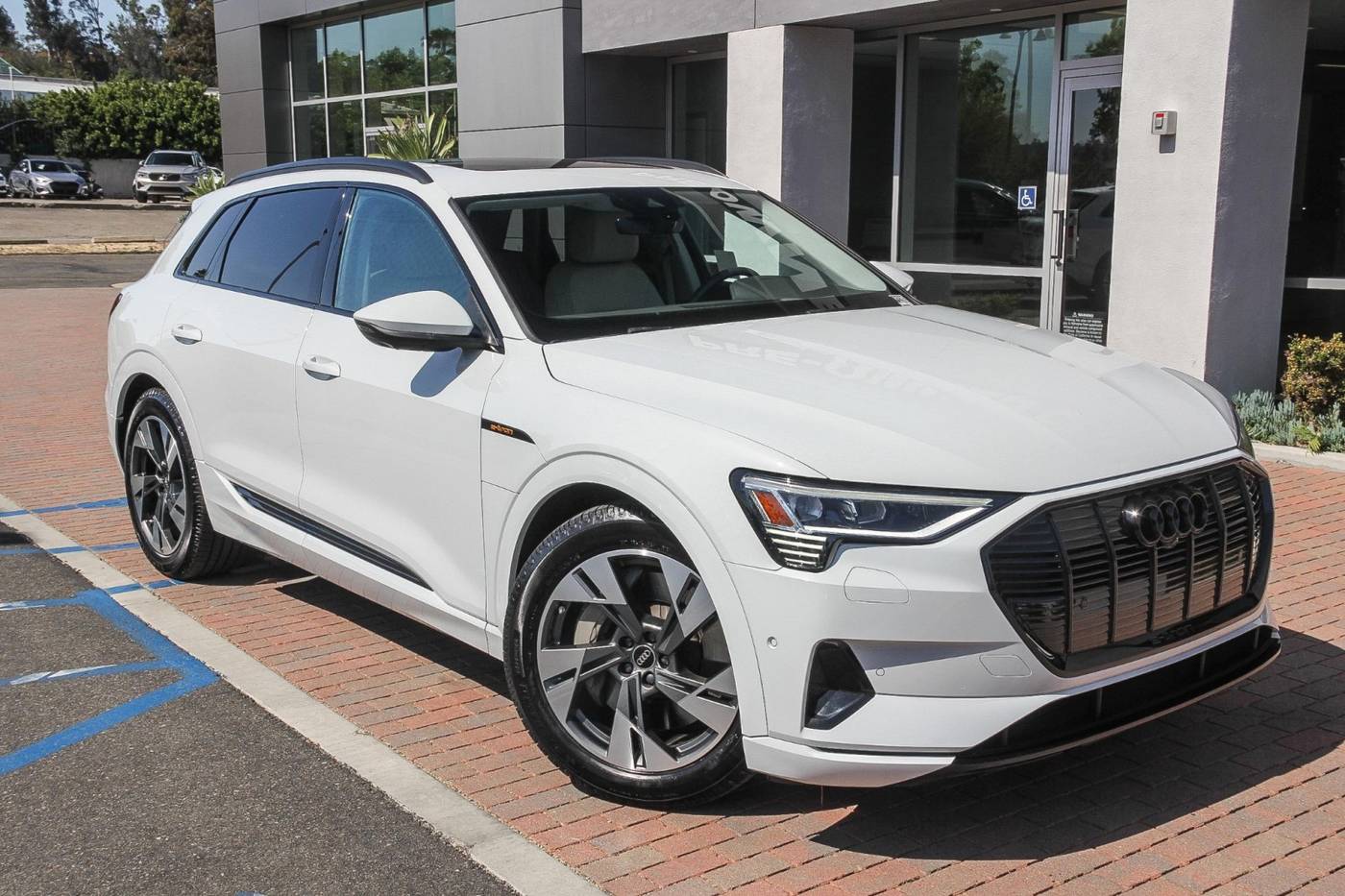 2022 Audi e-tron Premium — SUV — 35,681 mi — Mission Viejo, CA