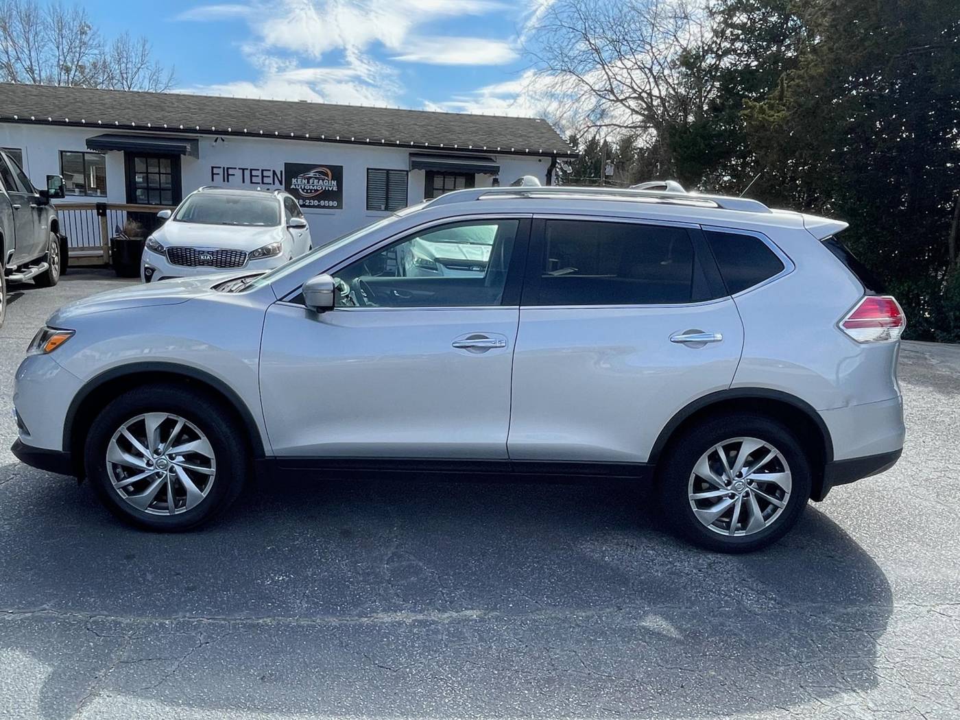 2015 Nissan Rogue SL — SUV — 84,431 mi — Landrum, SC