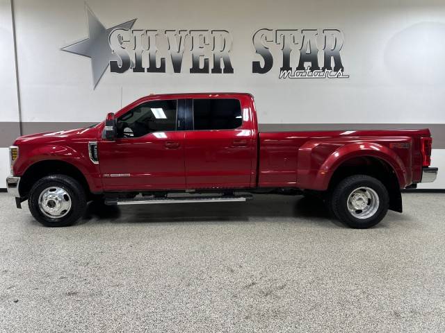 2019 Ford Super Duty F-350 Lariat — Pickup Truck — 299,713 mi — Midlothian, TX
