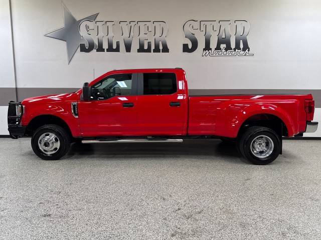 2021 Ford Super Duty F-350 XL — Pickup Truck — 35,690 mi — Midlothian, TX