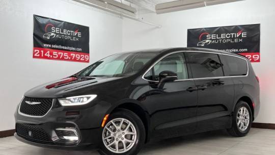 2023 Chrysler Pacifica Touring L — Minivan — 46,410 mi — Carrollton, TX