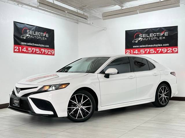 2024 Toyota Camry SE — Sedan — 11,252 mi — Carrollton, TX