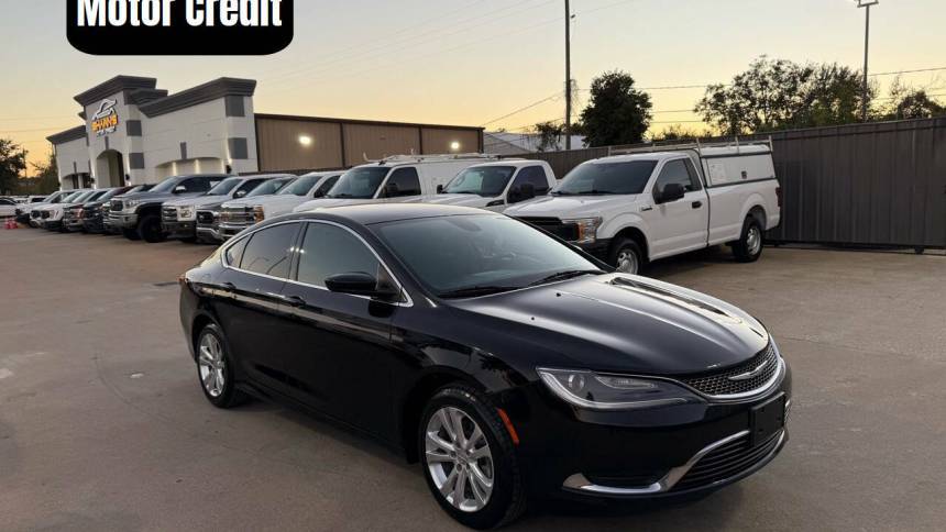 2015 Chrysler 200 Limited — Sedan — 113,342 mi — Houston, TX