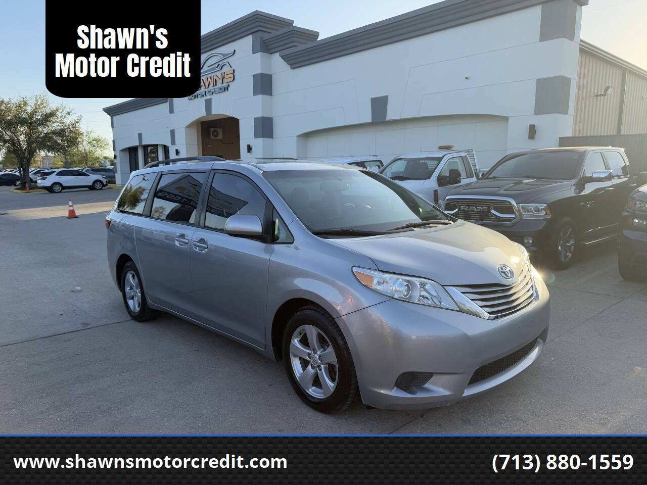 2015 Toyota Sienna LE — Minivan — 109,415 mi — Houston, TX
