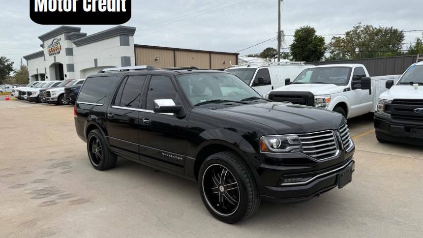 2017 Lincoln Navigator Select — SUV — 100,199 mi — Houston, TX