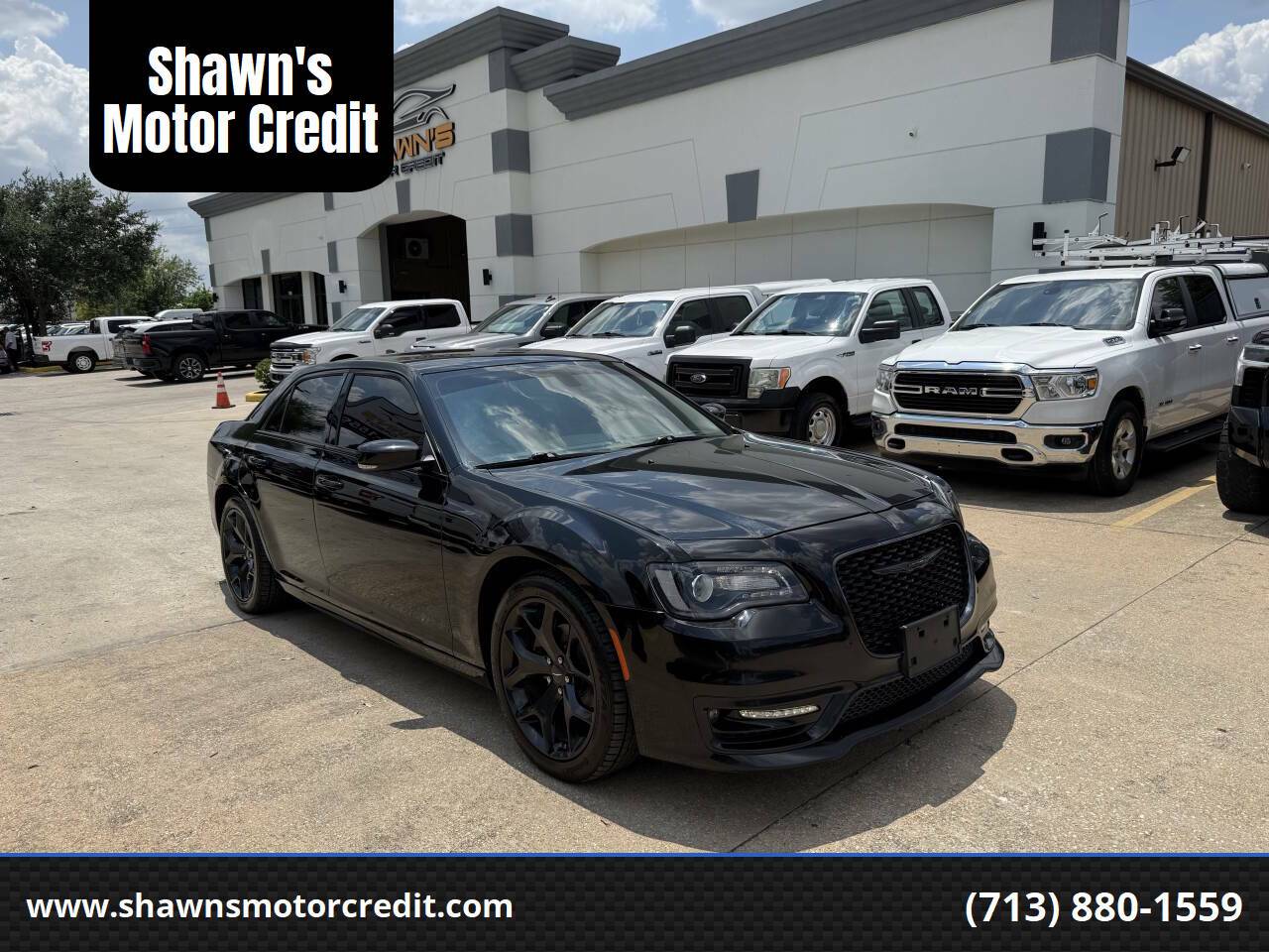 2022 Chrysler 300 Touring L — Sedan — 117,858 mi — Houston, TX