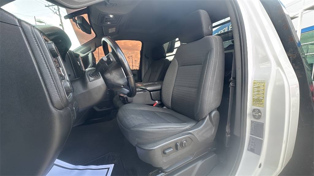 2023 Chevrolet Silverado 3500HD Chassis Cab LT — Chassis Cab Truck — 180,081 mi — Houston, TX