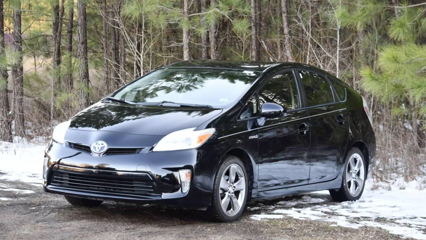 2013 Toyota Prius Three — Sedan — 92,877 mi — South Chesterfield, VA