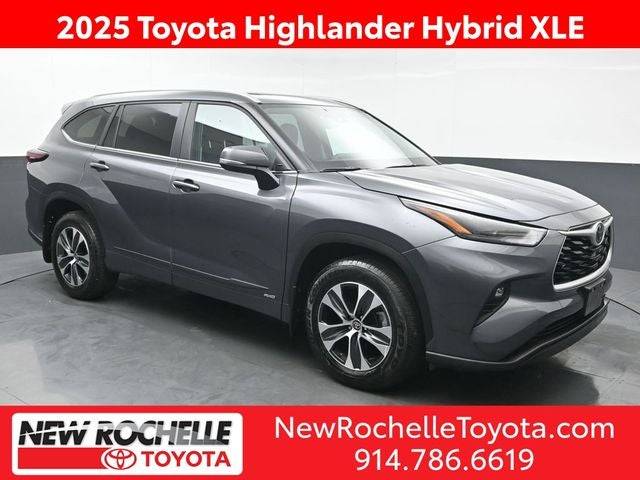 2025 Toyota Highlander Hybrid XLE — SUV — 7,348 mi — New Rochelle, NY