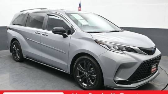 2023 Toyota Sienna XSE — Minivan — 25,407 mi — New Rochelle, NY