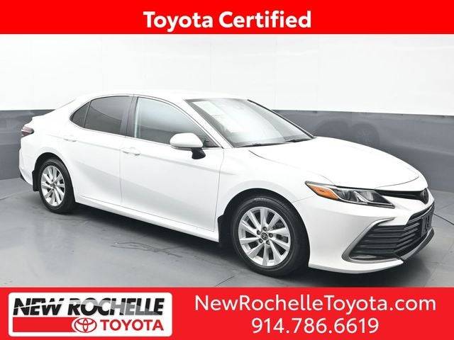 2024 Toyota Camry LE — Sedan — 17,233 mi — New Rochelle, NY