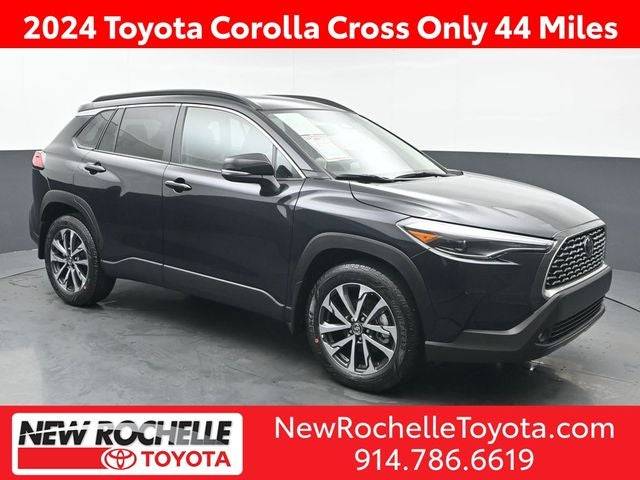 2024 Toyota Corolla Cross XLE — SUV — 39 mi — New Rochelle, NY