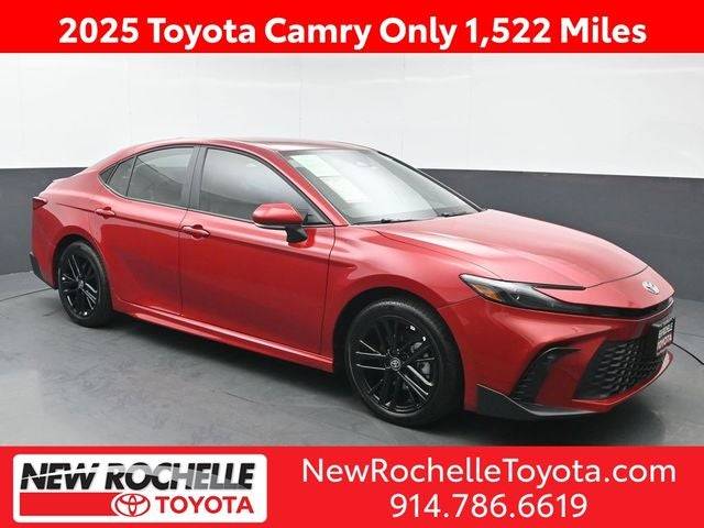 2025 Toyota Camry Hybrid SE — Sedan — 1,174 mi — New Rochelle, NY