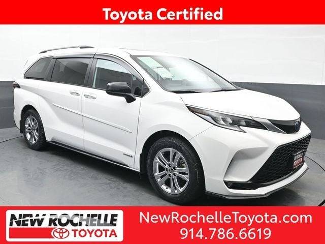 2021 Toyota Sienna XSE — Minivan — 40,685 mi — New Rochelle, NY