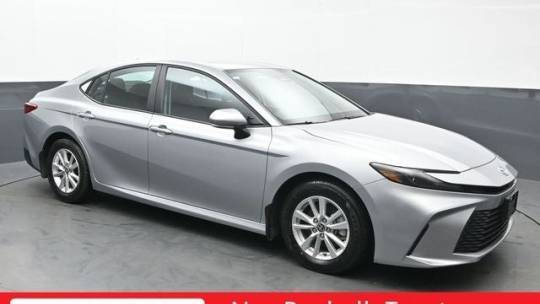 2025 Toyota Camry LE — Sedan — 1,792 mi — New Rochelle, NY