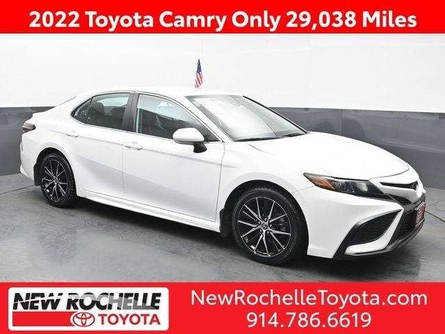 2022 Toyota Camry SE — Sedan — 29,031 mi — New Rochelle, NY