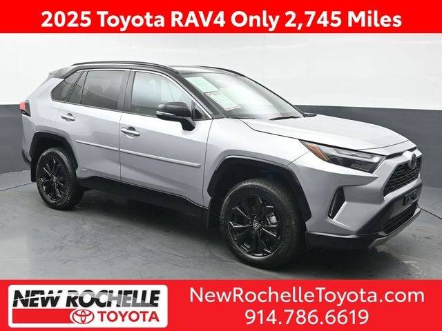 2025 Toyota RAV4 Hybrid XSE — SUV — 2,745 mi — New Rochelle, NY