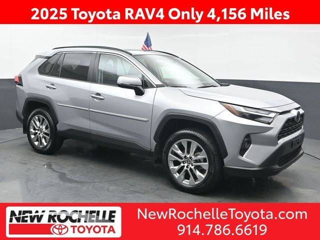 2025 Toyota RAV4 XLE Premium — SUV — 3,909 mi — New Rochelle, NY