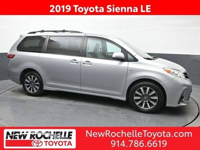 2019 Toyota Sienna LE — Minivan — 75,710 mi — New Rochelle, NY