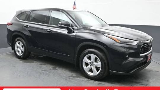 2022 Toyota Highlander LE — SUV — 23,363 mi — New Rochelle, NY