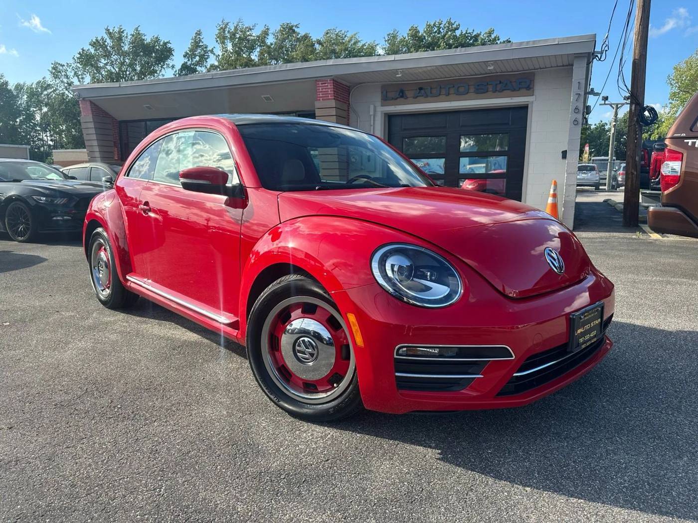 2018 Volkswagen Beetle Coast — Coupe — 65,371 mi — Virginia Beach, VA