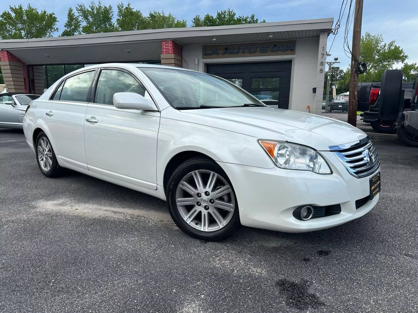 2008 Toyota Avalon Limited — Sedan — 92,947 mi — Virginia Beach, VA