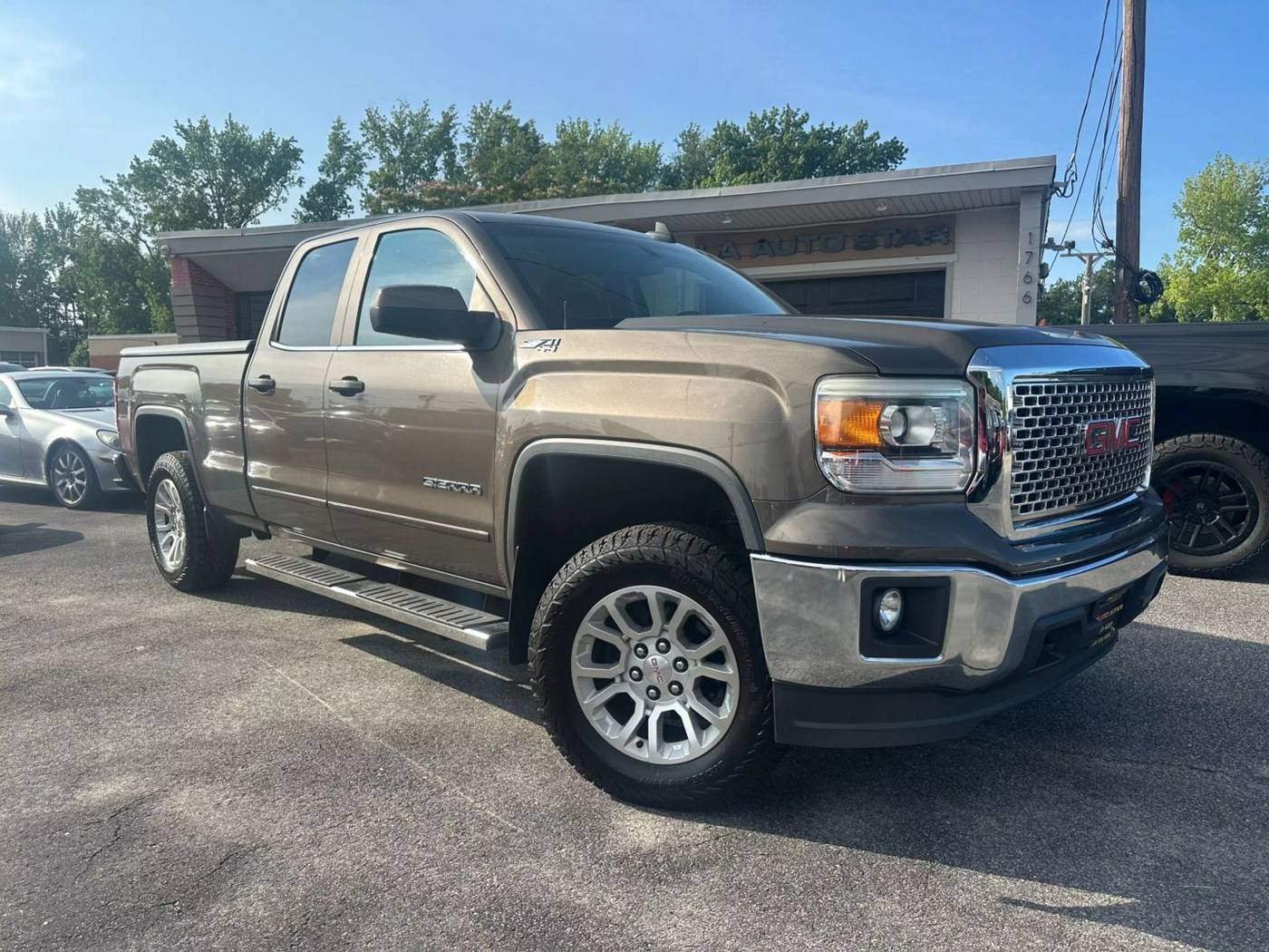 2015 GMC Sierra 1500 SLE — Pickup Truck — 118,917 mi — Virginia Beach, VA