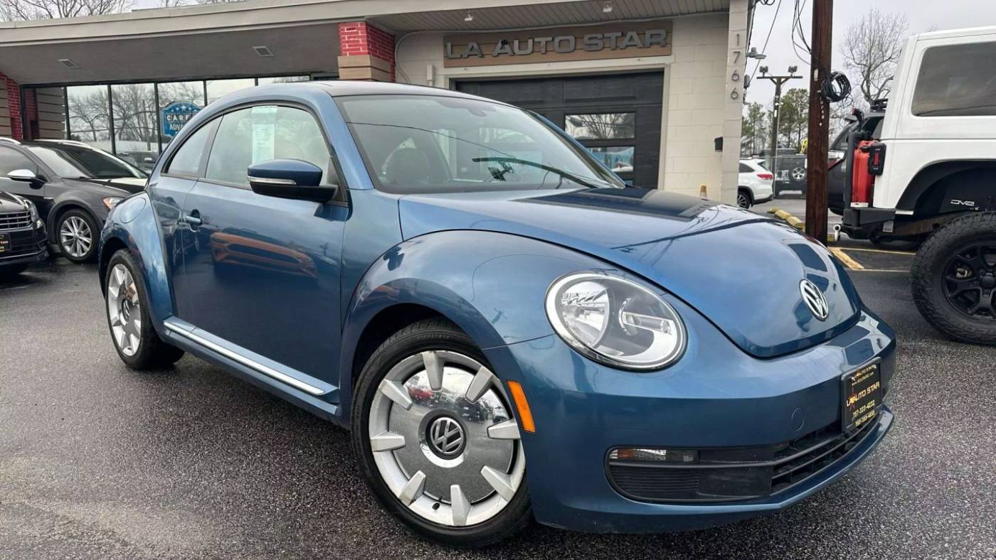 2016 Volkswagen Beetle 1.8T SEL — Hatchback — 105,971 mi — Virginia Beach, VA