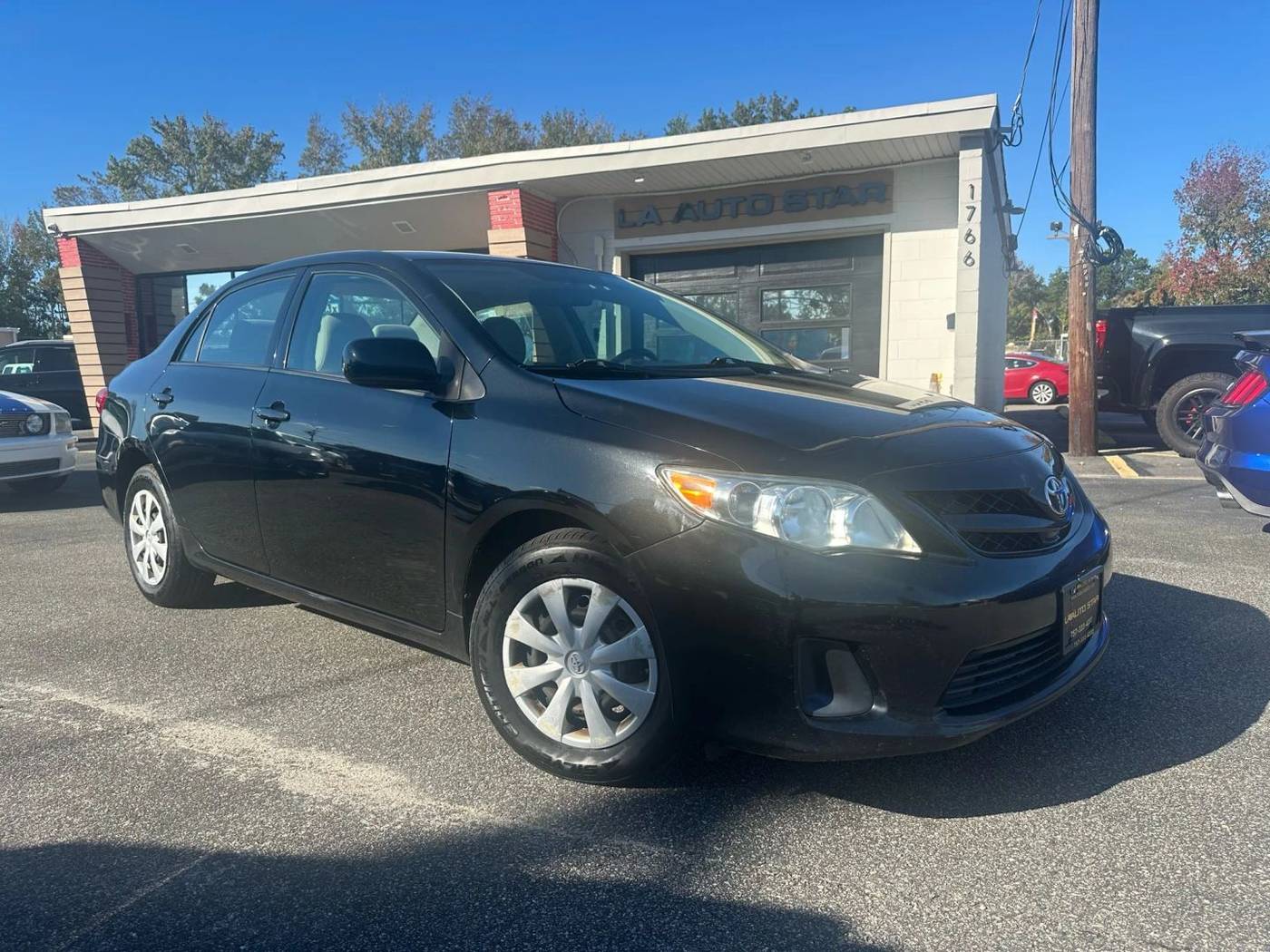 2011 Toyota Corolla LE — Sedan — 132,295 mi — Virginia Beach, VA
