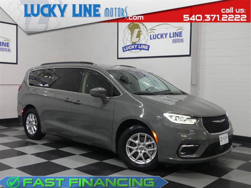 2022 Chrysler Pacifica Touring L — Minivan — 46,777 mi — Fredericksburg, VA