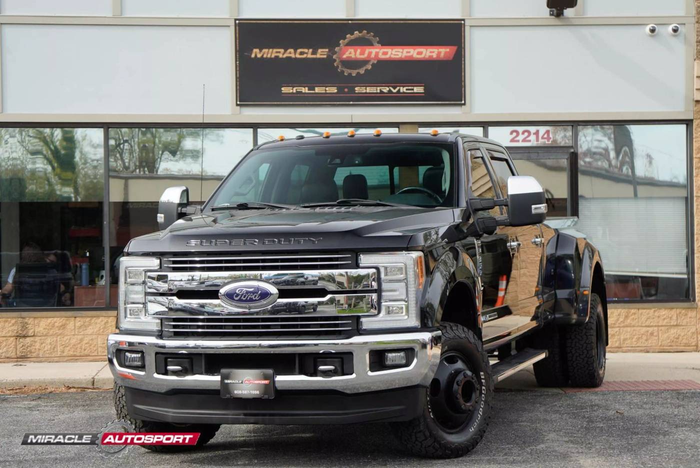 2017 Ford Super Duty F-350 Lariat — Pickup Truck — 152,360 mi — Mercerville, NJ