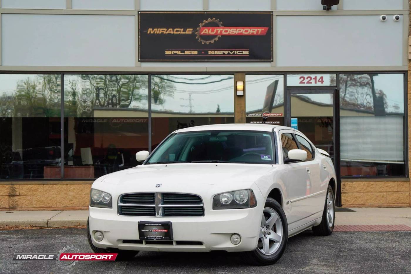 2010 Dodge Charger SXT — Sedan — 150,466 mi — Mercerville, NJ
